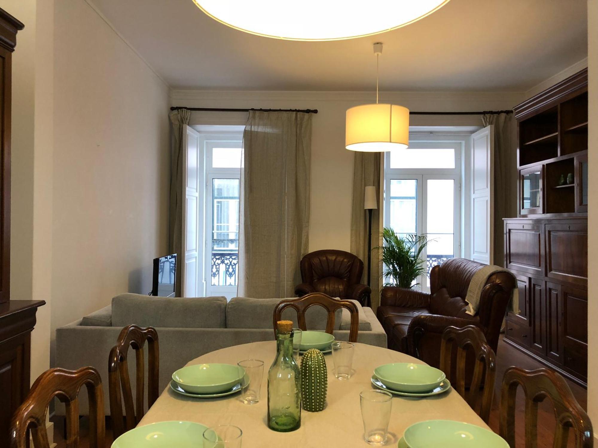 Charming 2 Bedroom Apartment - Bairro Alto, Principe Real Lisbon Exterior photo